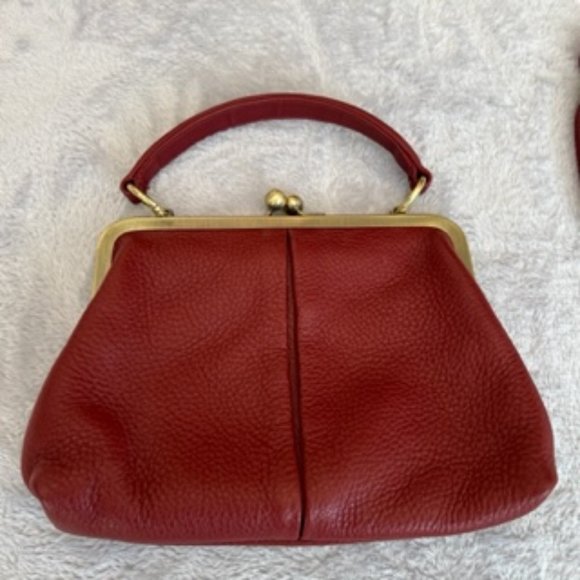 Taschenkinder Handbags - Taschenkinder Kiss Lock & Removable Strap Handbag